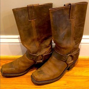 Frye Harness 12r boots